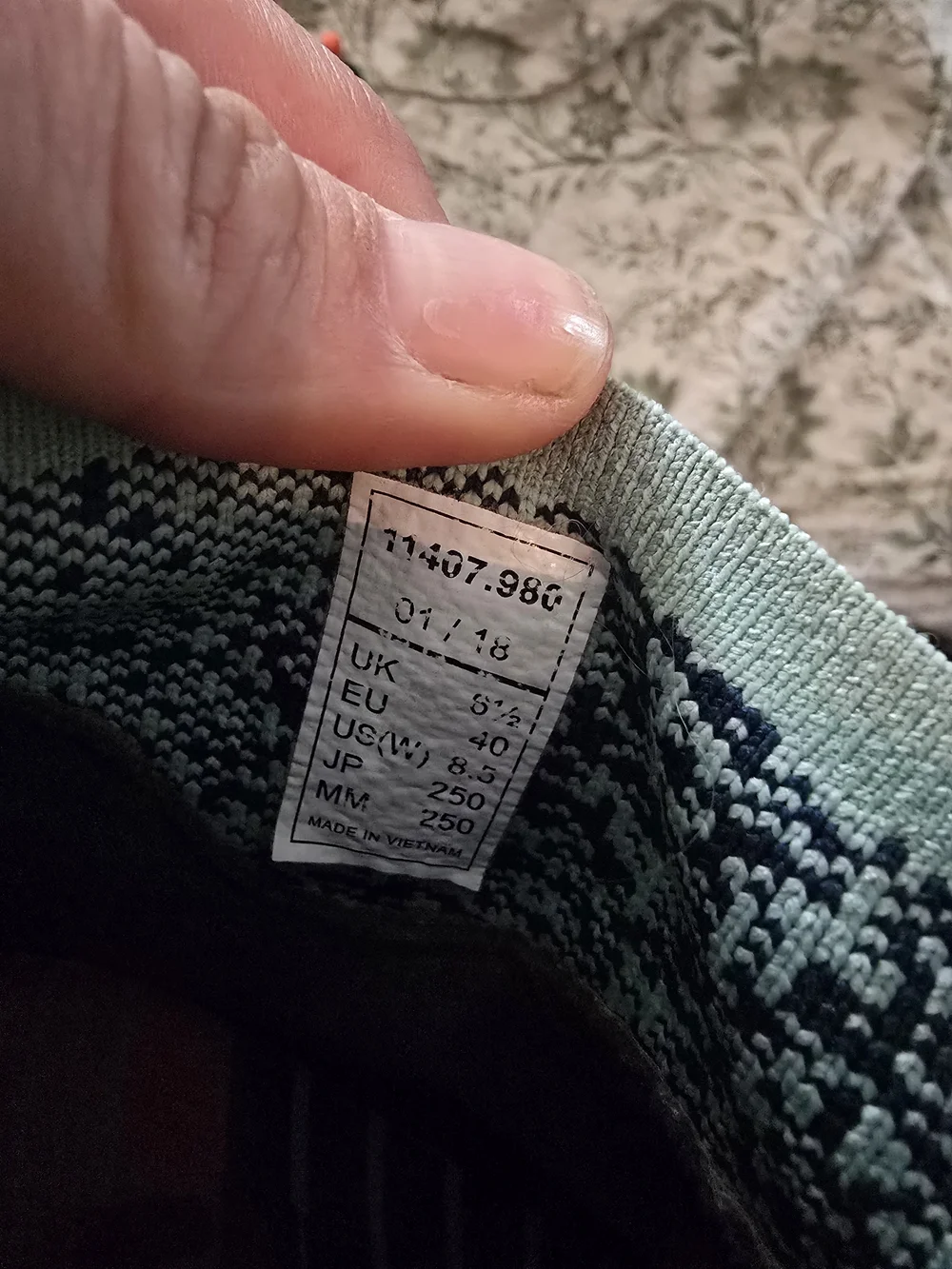 Womens 8.5HellyHansen GrayAthletic Sneakers with Mint Soles and Orange Pull Tabs